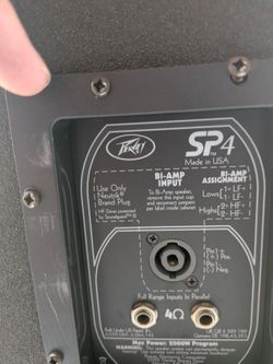 Three different pairs Peavey stage speakers