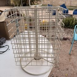 Spinning Jewelry Display 