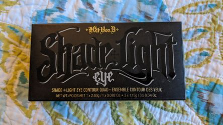 NIB, NEW IN BOX Kat Von D Shade and Light Eyeshadow Quad Palette, "Smoke"