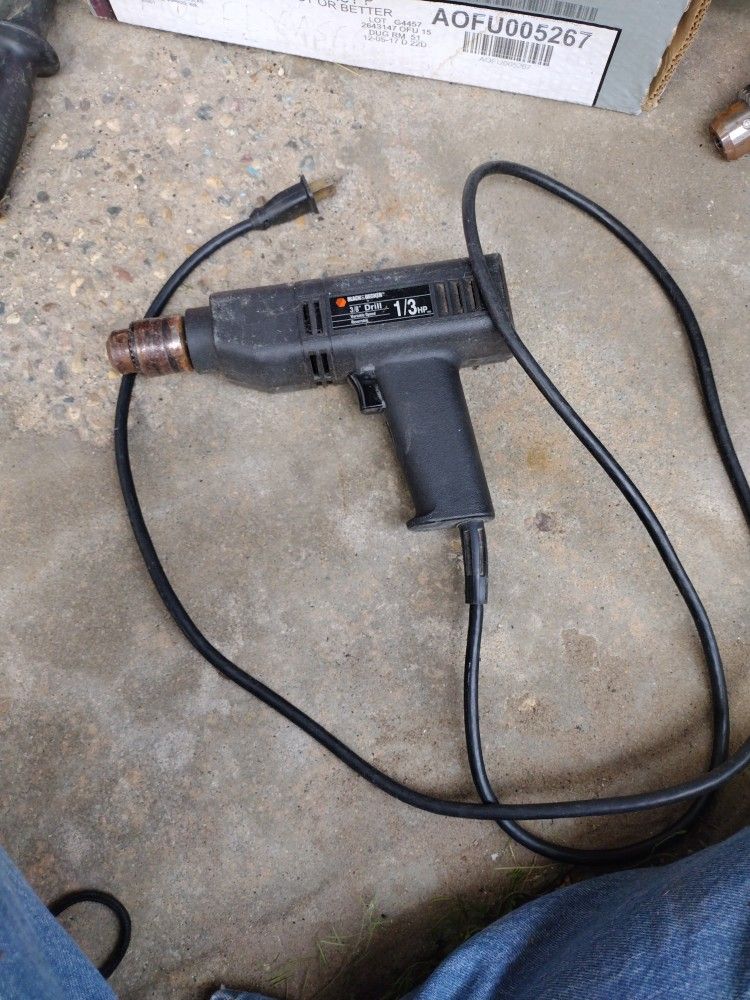 Black & Decker 3/8" Drill