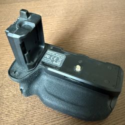 Meike MK-A7R IV Battery Grip for Sony A7R IV / A9 II / A7 IV / A1 / A7S III
