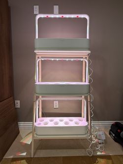 Click & Grow Smart Garden 27 – Indoor Hydroponic System