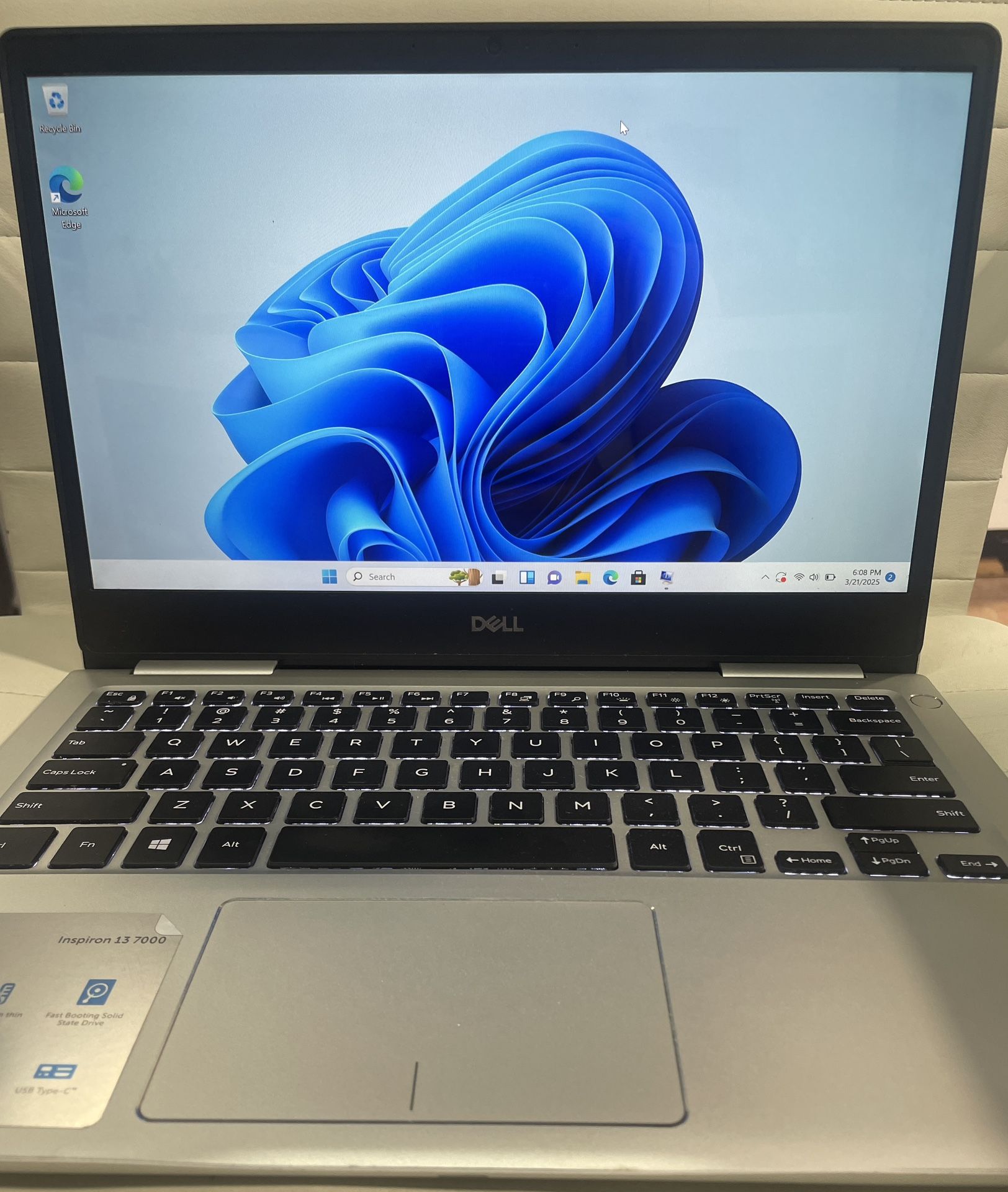For Sale Laptop Dell Inspiron 13 7370 13" i5-8250U, 8GB RAM, 256GB SSD
