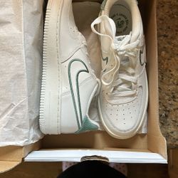 Nike Air Force 1 White Sneakers