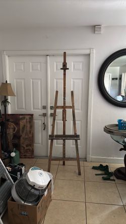 Vintage painting easel
