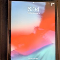 Apple iPad Mini 3 – 64 GB Wi-Fi + Cellular (Unlocked)