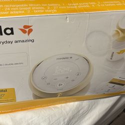 Madela Breast Pump New
