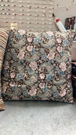 Accent pillows