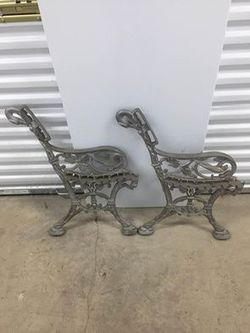 Vintage Pair Of Heavy Cast Iron Ornate Park Bench Legs Ends