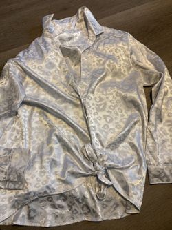 Women’s white leopard top