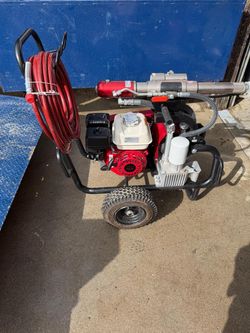 T TITAN PowrTwin 6900 Plus DI Paint Spray