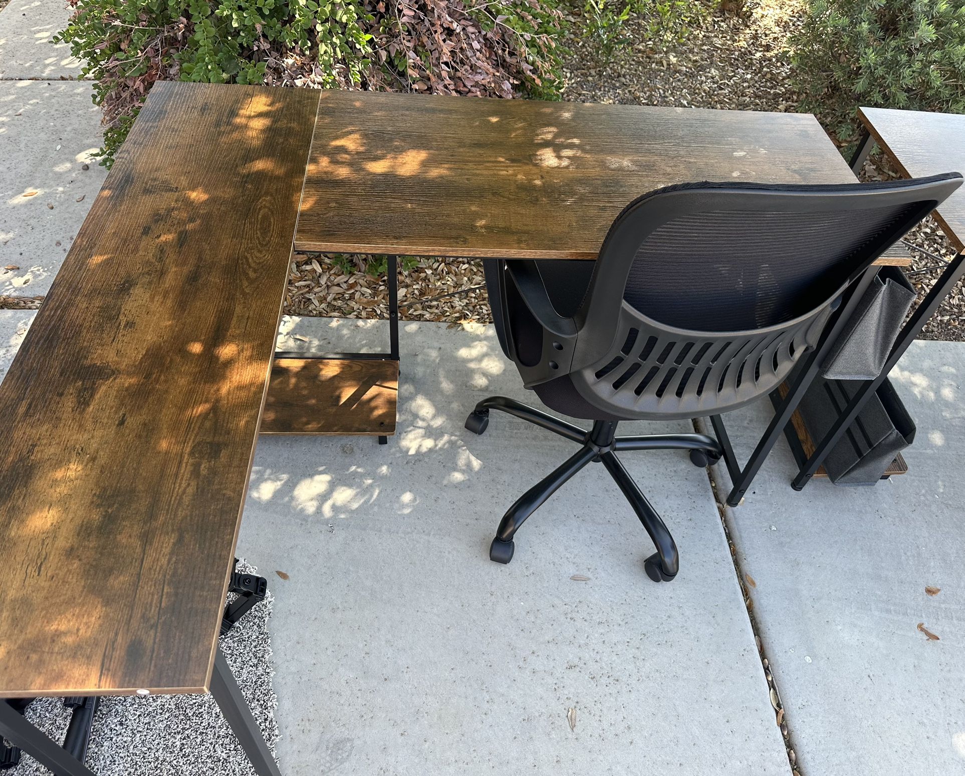 L Shape Desk 