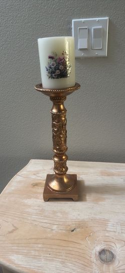 Candle Holder With Leaves 🍃 Detail - Candle Not Included