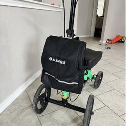 Knee scooter 