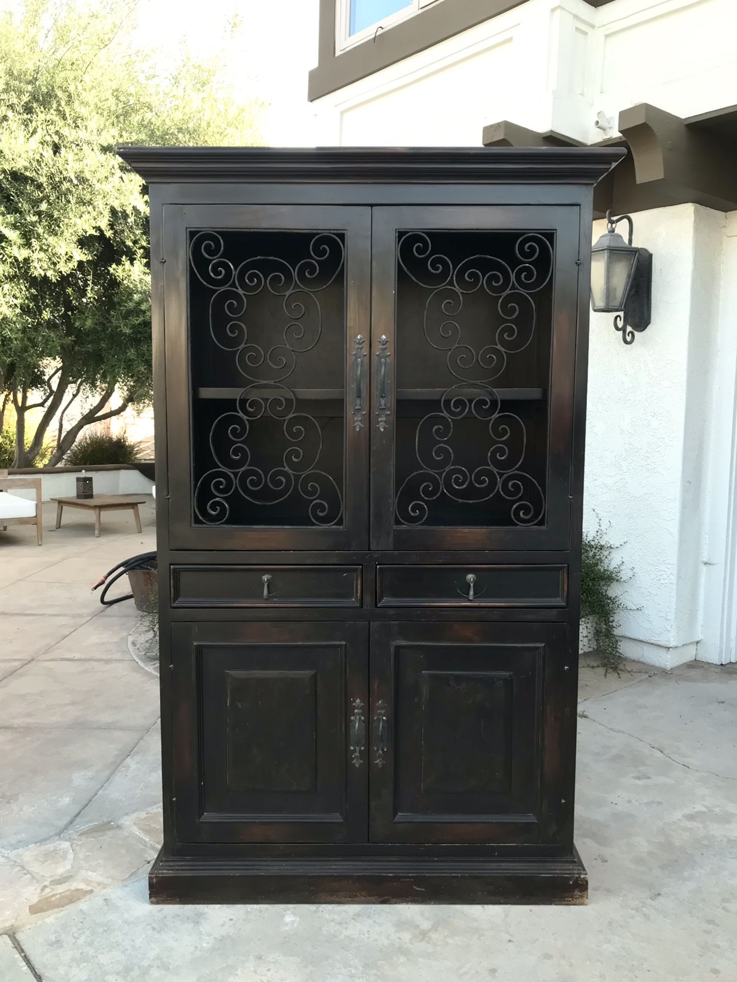 Cabinet Armoire