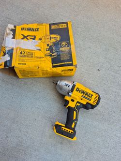 Dewalt 20V MAX Cordless 1/2 in. Impact Wrench (Tool Only)