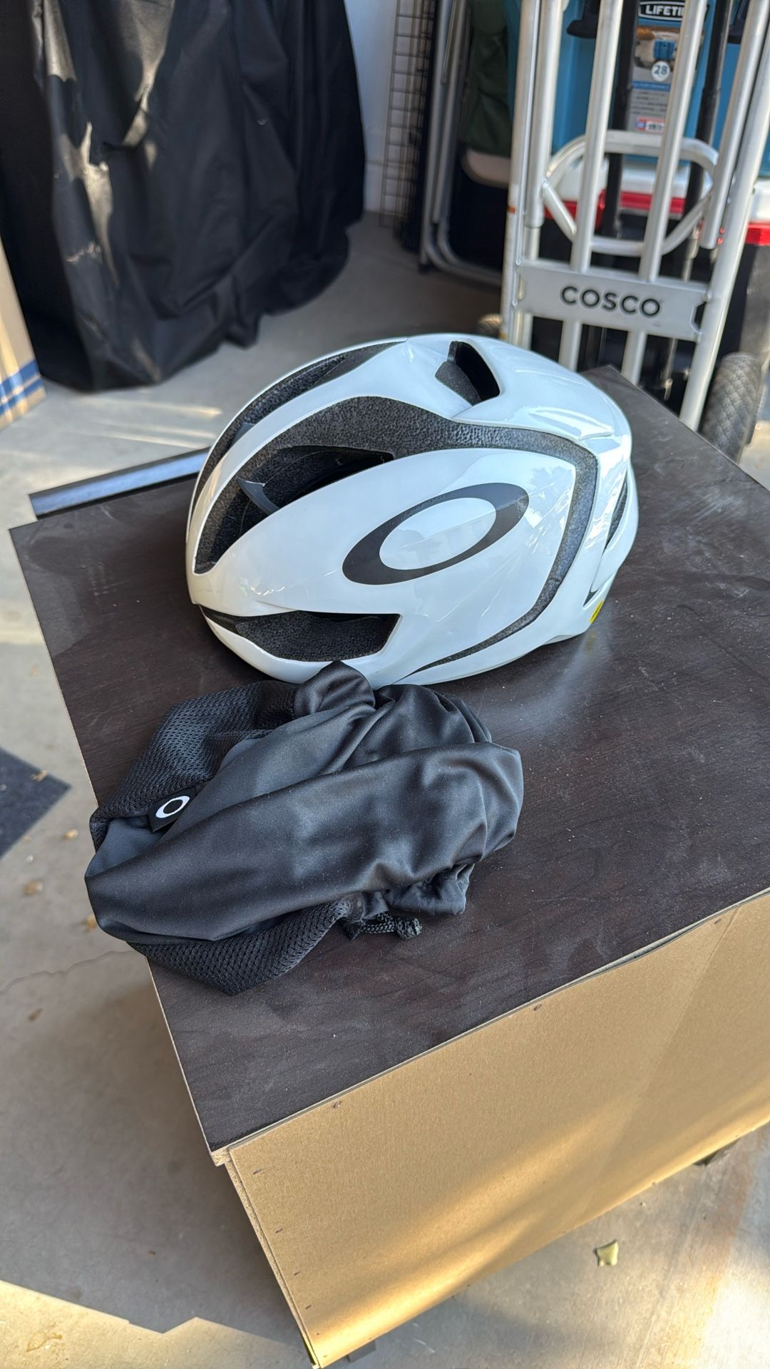 Oakley Road Bike Helmet - Large