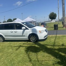 Crysler Town And Country 2014  