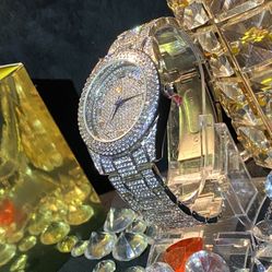 Bright Heavy Shiny Golden Gift Box(s) included Real Gold Plated, dipped in Real Gold 4x’s and 2x’s clearcoat shine protection. Stainless Steel base. D