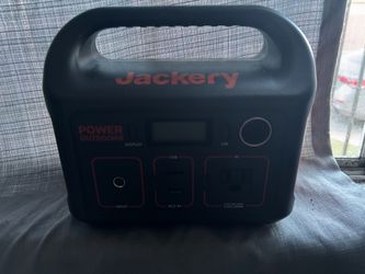 Jackery Portable Power Station
