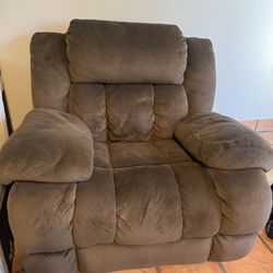 Matching Rocker Recliner Sofa Chairs