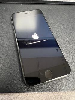 Apple iPhone SE 3rd Generation 64 GB UNLOCKED