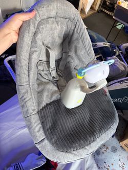 Skip Hop Baby Ergonomic Chair