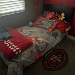 Twin bed And Mattress 