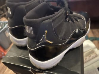 Jordan’s Black Size 10.5