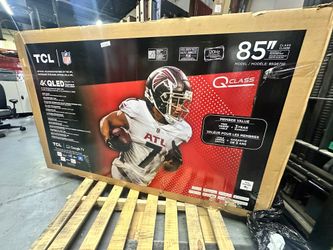 CLOSEOUT TV SALE  85" TCL 4K QLED HDR Smart 85Q671G