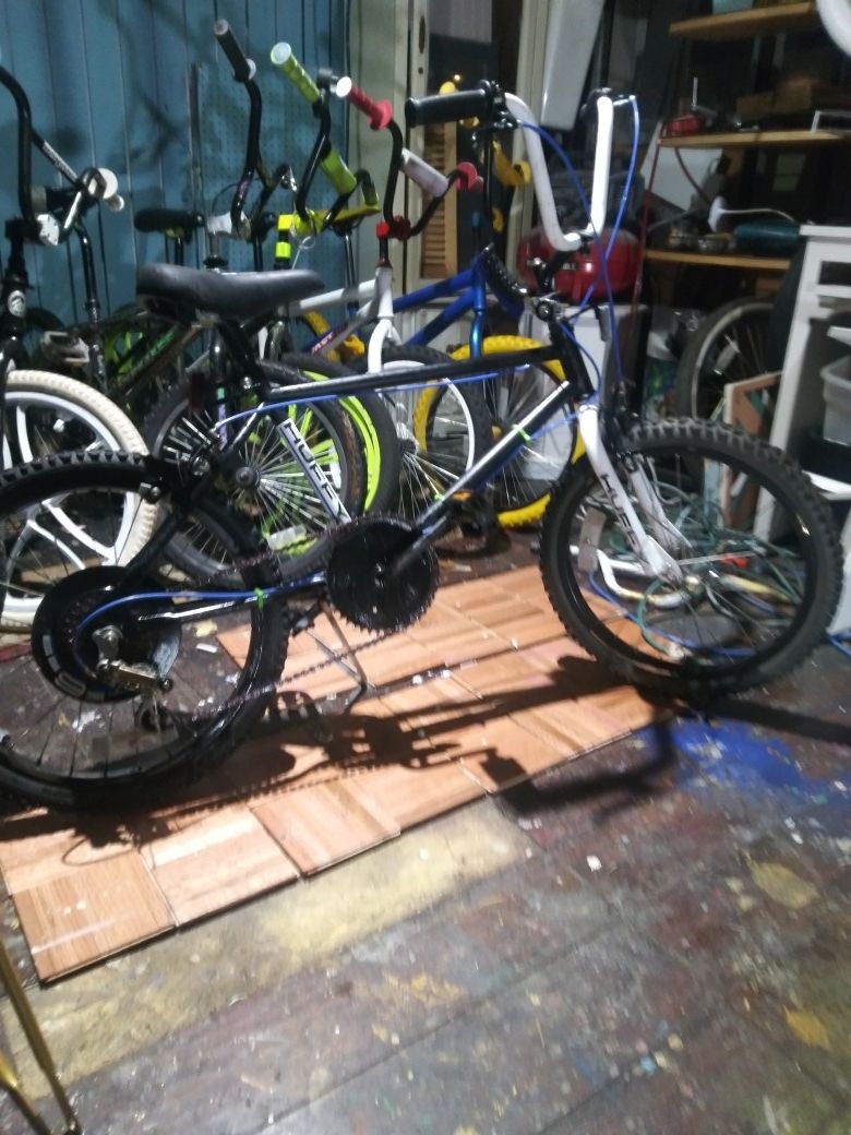 Huffy sonic 6 speedbike