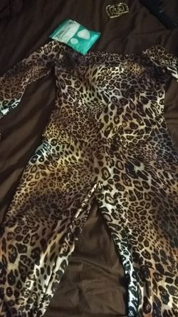 Leopard off shoulder jumpsuit