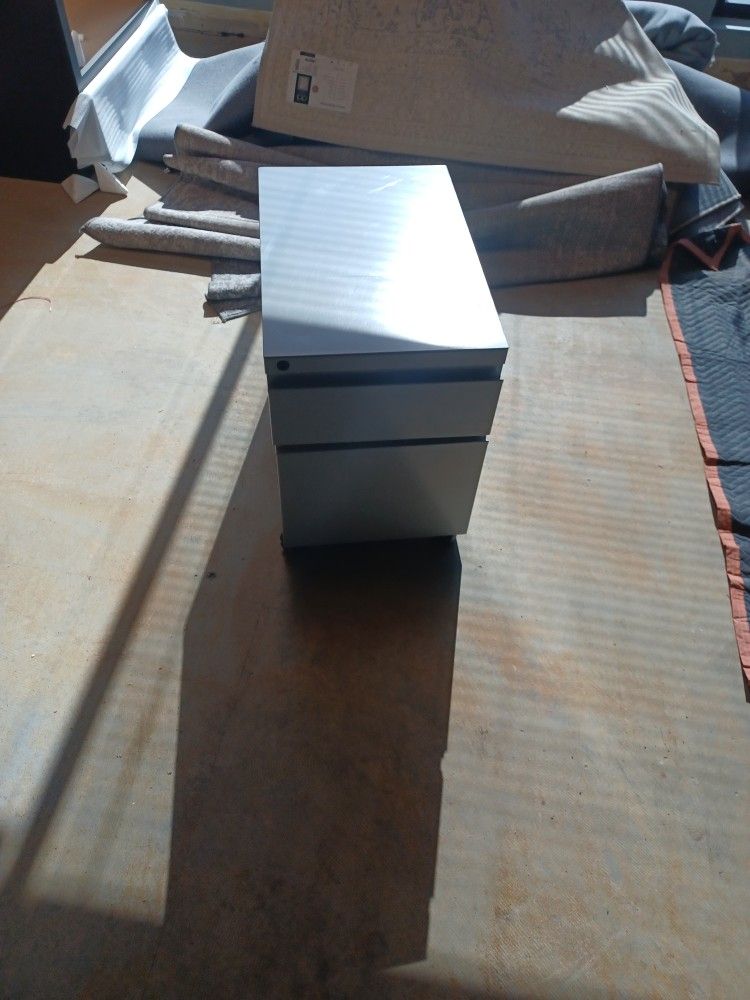 Filing Cabinets