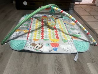 Bright starts 5-in-1 play mat