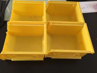 4 cute plastic storage bins