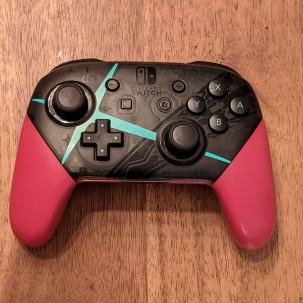 Limited Edition Xenoblade Chronicles 2 Nintendo Switch Pro Controller