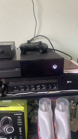 2 xboxs