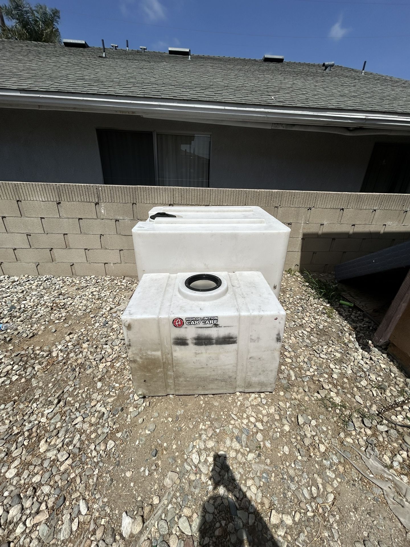 Detailing Water Tanks