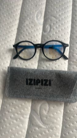 Izipizi blue light glasses