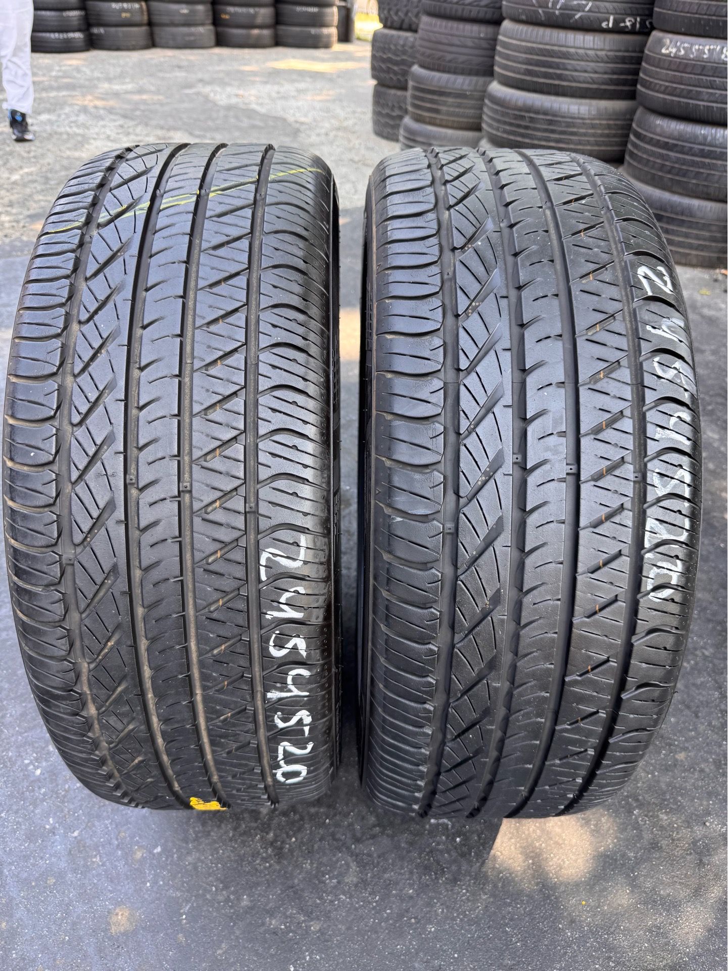 245/45/20 KUMHO ECSTA (2)
