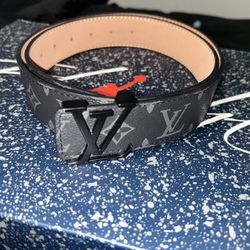 Lv Belt