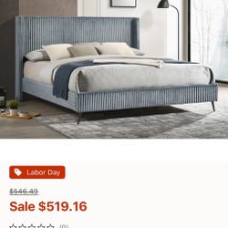 King bed Frame! Need Gone By Today Or Tomorrow. $350 or Offer