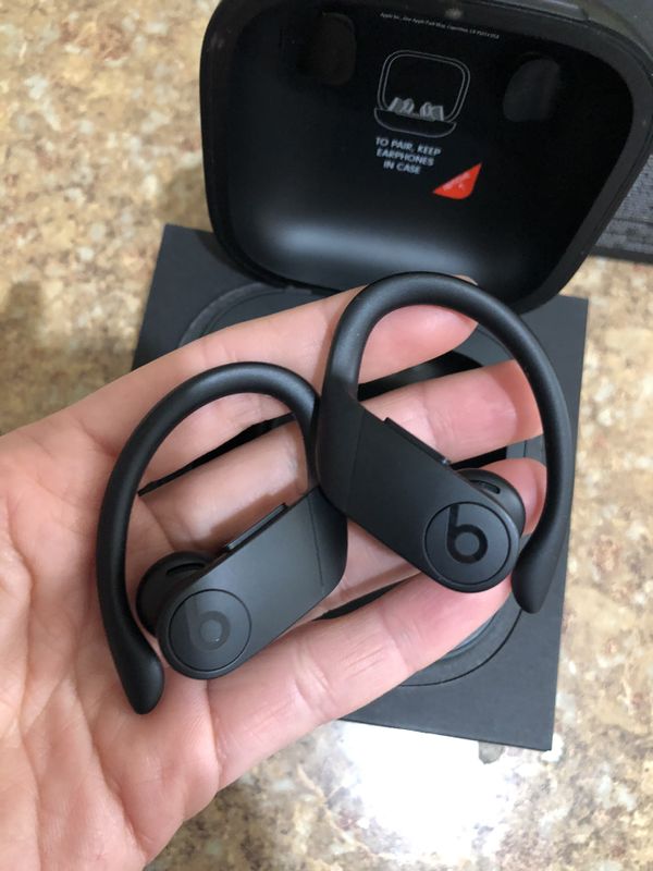 powerbeats pro wireless earphones black