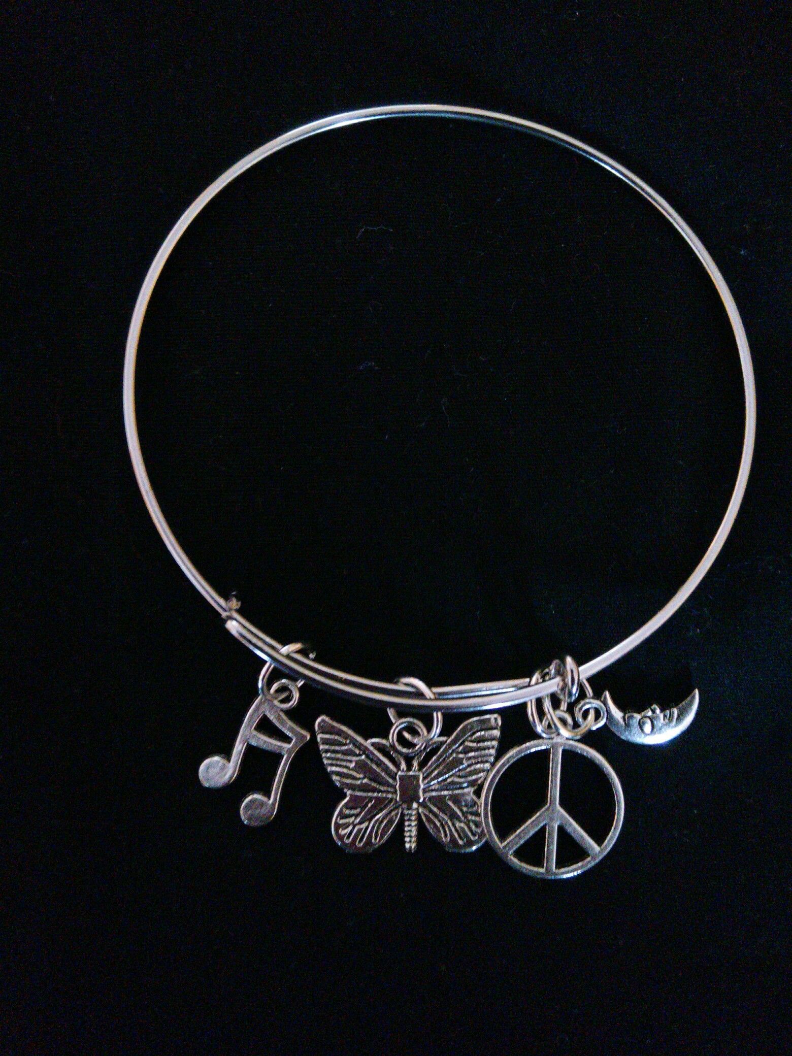 Wire Charm bracelet