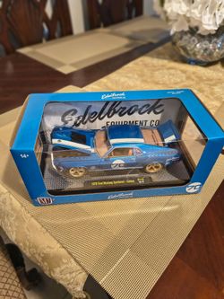 M2 Machines  1970 Ford mustang blue metallic