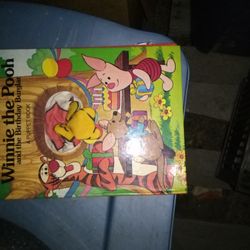 Antique Winnie The Pooh Puppet Book