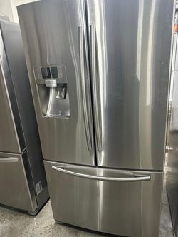 EnergyStar Stainless 3-Door Fridge with IceMaker