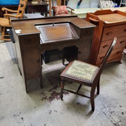 Antique Writing Or Vanity Desk Table. Dimensions In Photos 