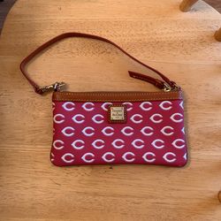 Dooney & Bourke- small purse