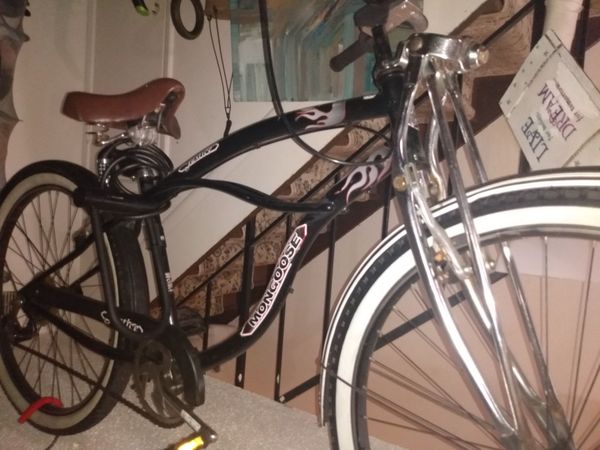 mongoose beach cruiser bike